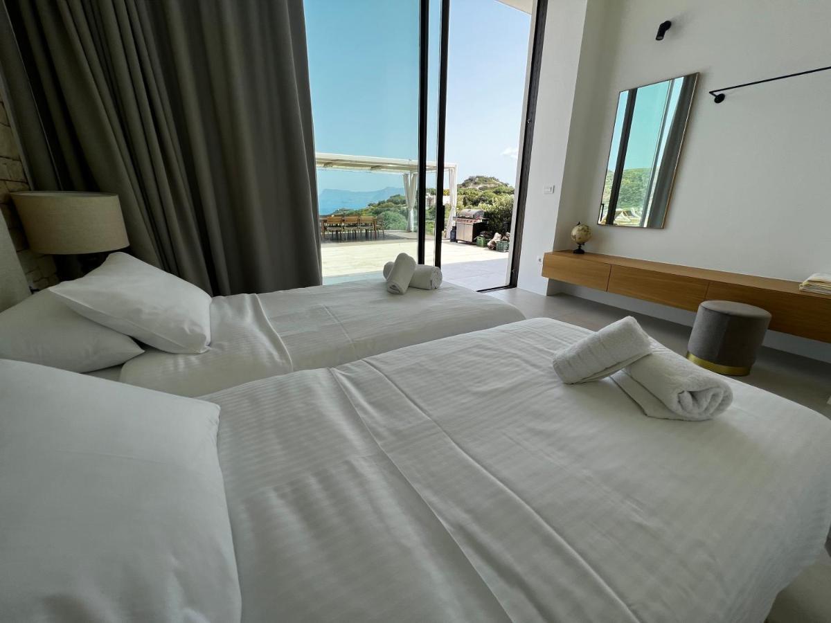 Ellas Residence Fantastic Pool Heated Kissamos Bagian luar foto