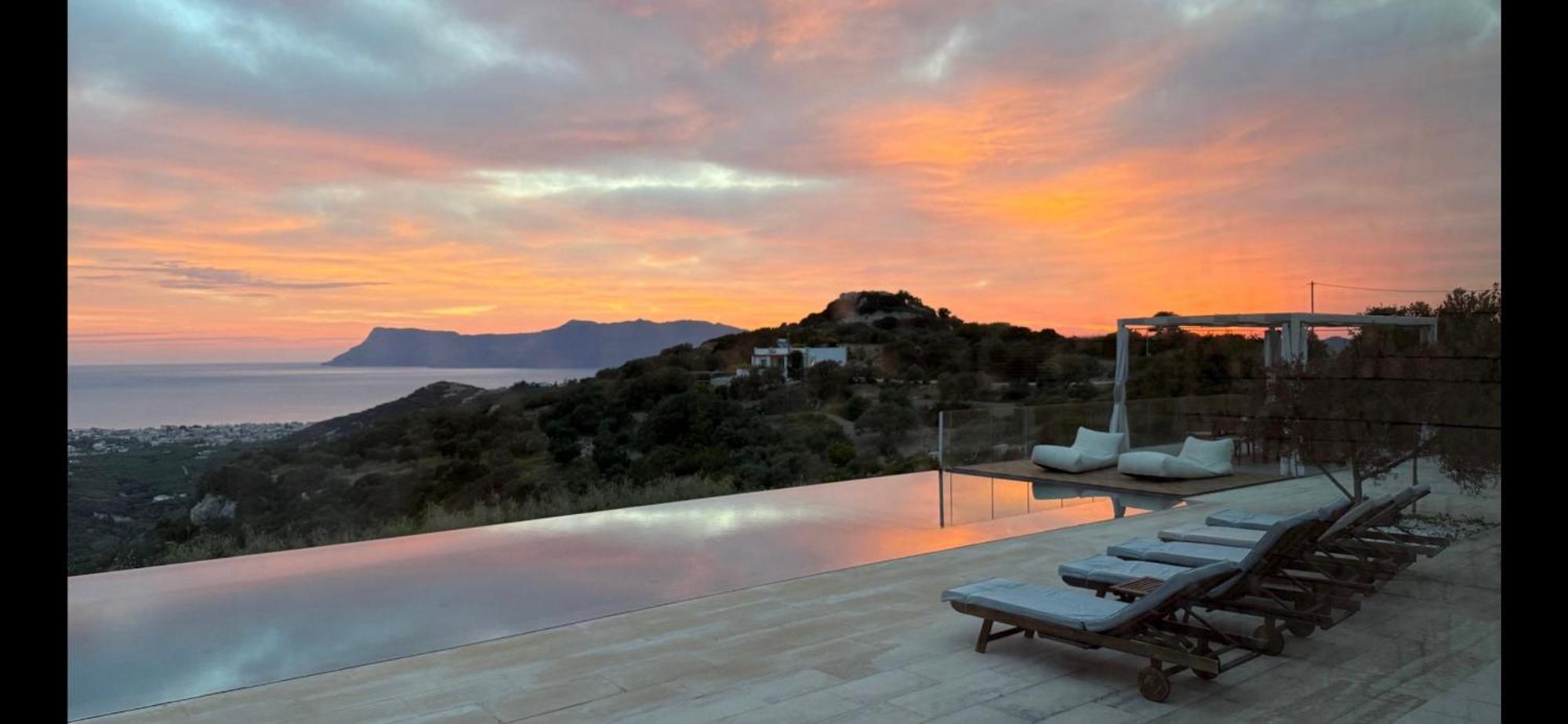 Ellas Residence Fantastic Pool Heated Kissamos Bagian luar foto